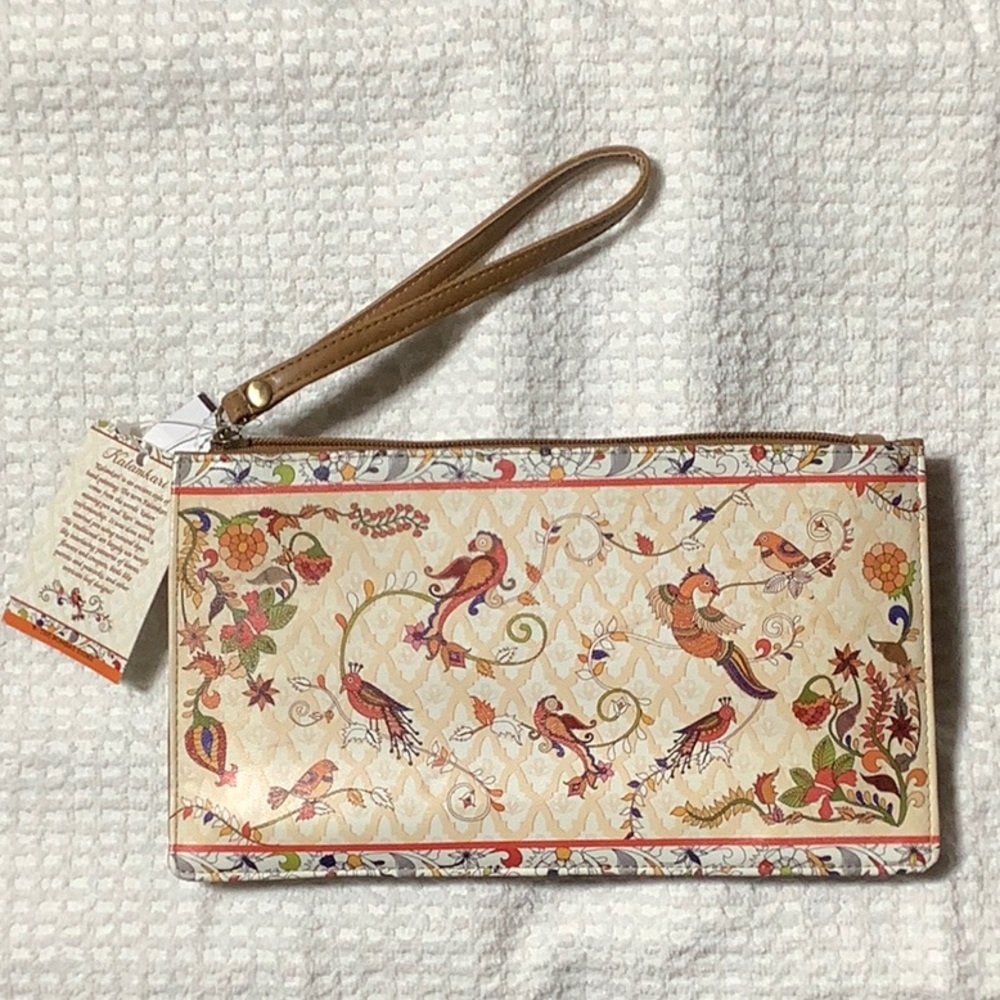 WRISTLET NWT The Bombay Store Kalamkari design